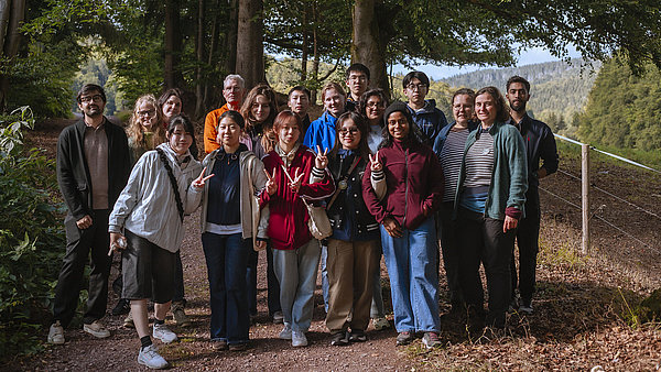 Gruppenbild der Teilnehmenden der Summer School in Vesser